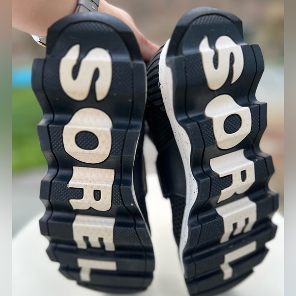 Sorel Kinetic Sneakers Womens Size 7.5 Sea Salt Black - Picture 4 of 8